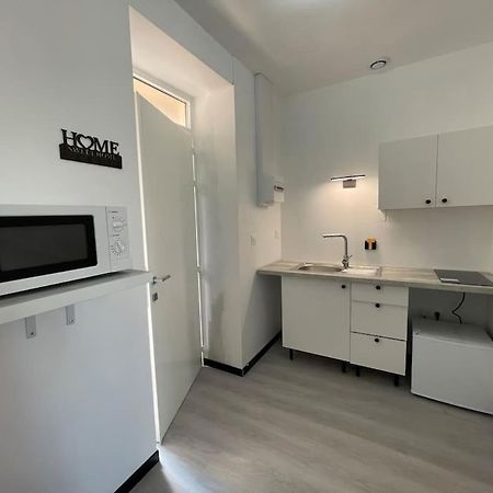 Studio A2 18M2 Cosy 5Minutes Gare Parking Gratuit Rue De La Mure Roanne Exterior foto